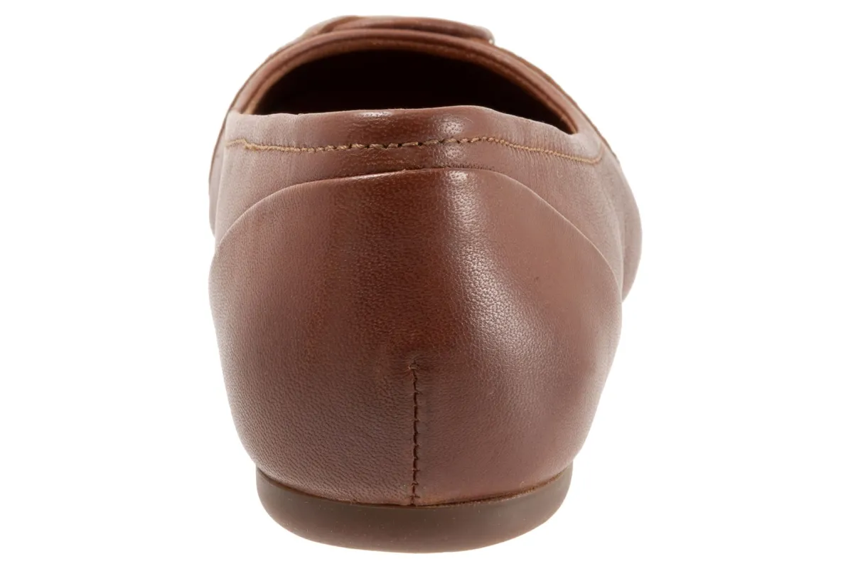 Softwalk Savannah-Women Wide | Narrow