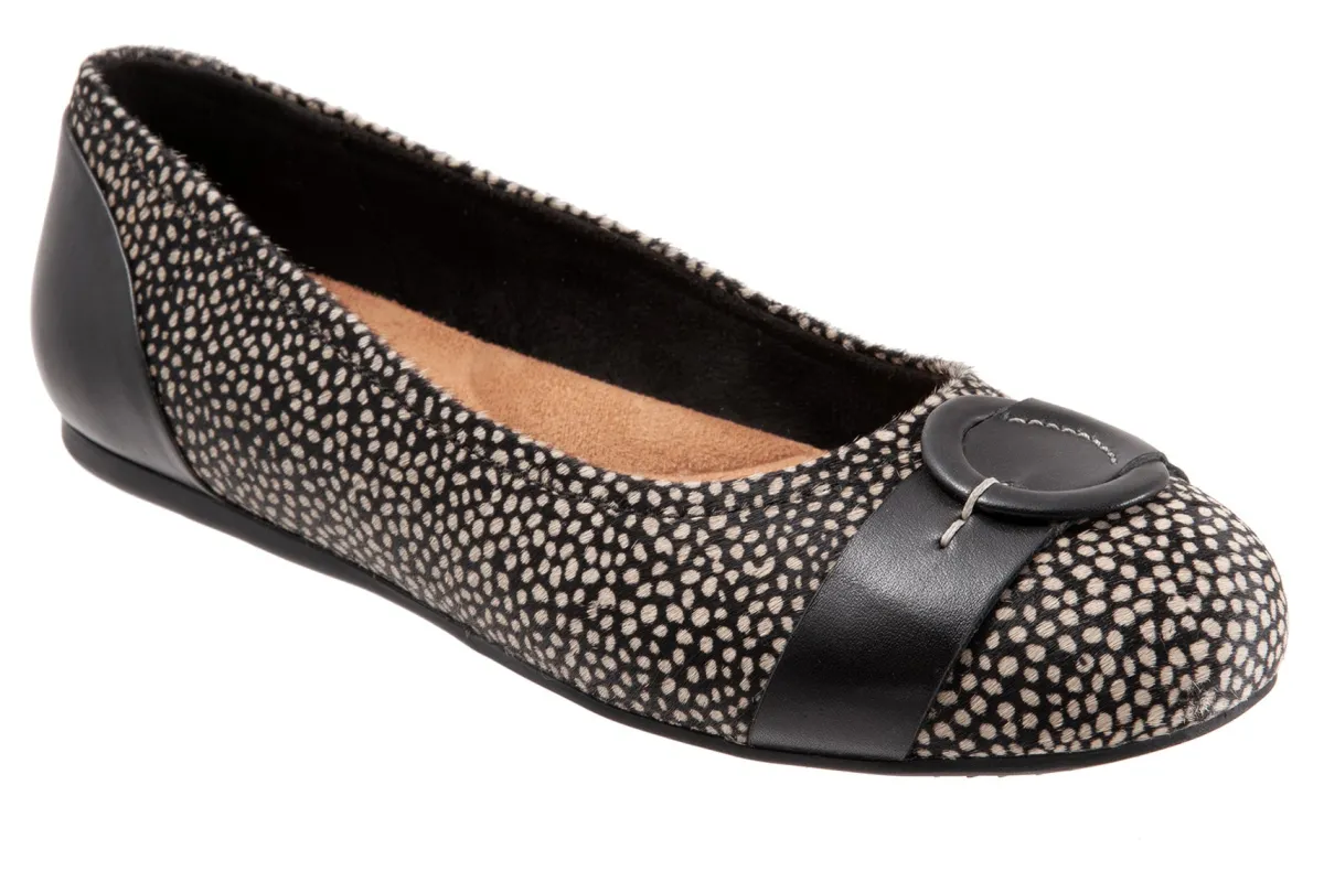 Softwalk Savannah-Women Wide | Narrow