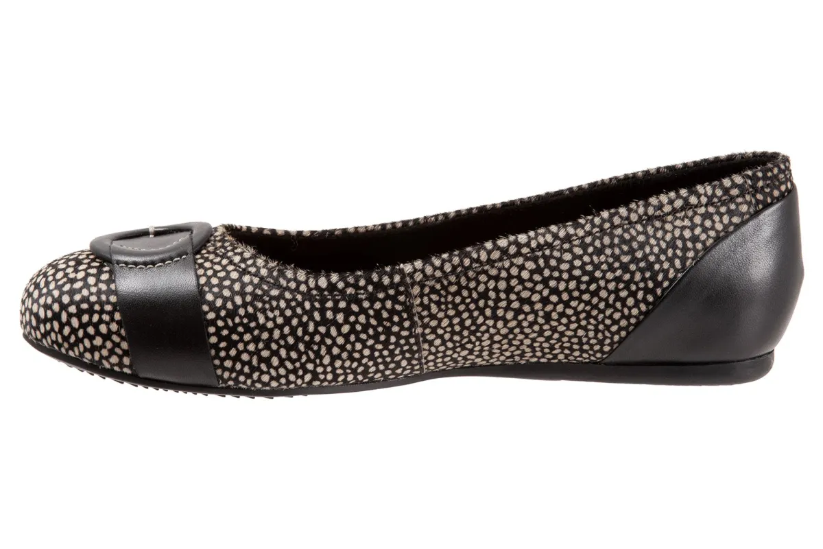 Softwalk Savannah-Women Wide | Narrow