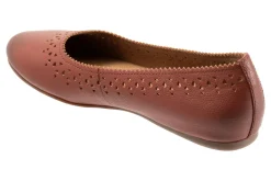 Softwalk Selma-Women Standard | Wide