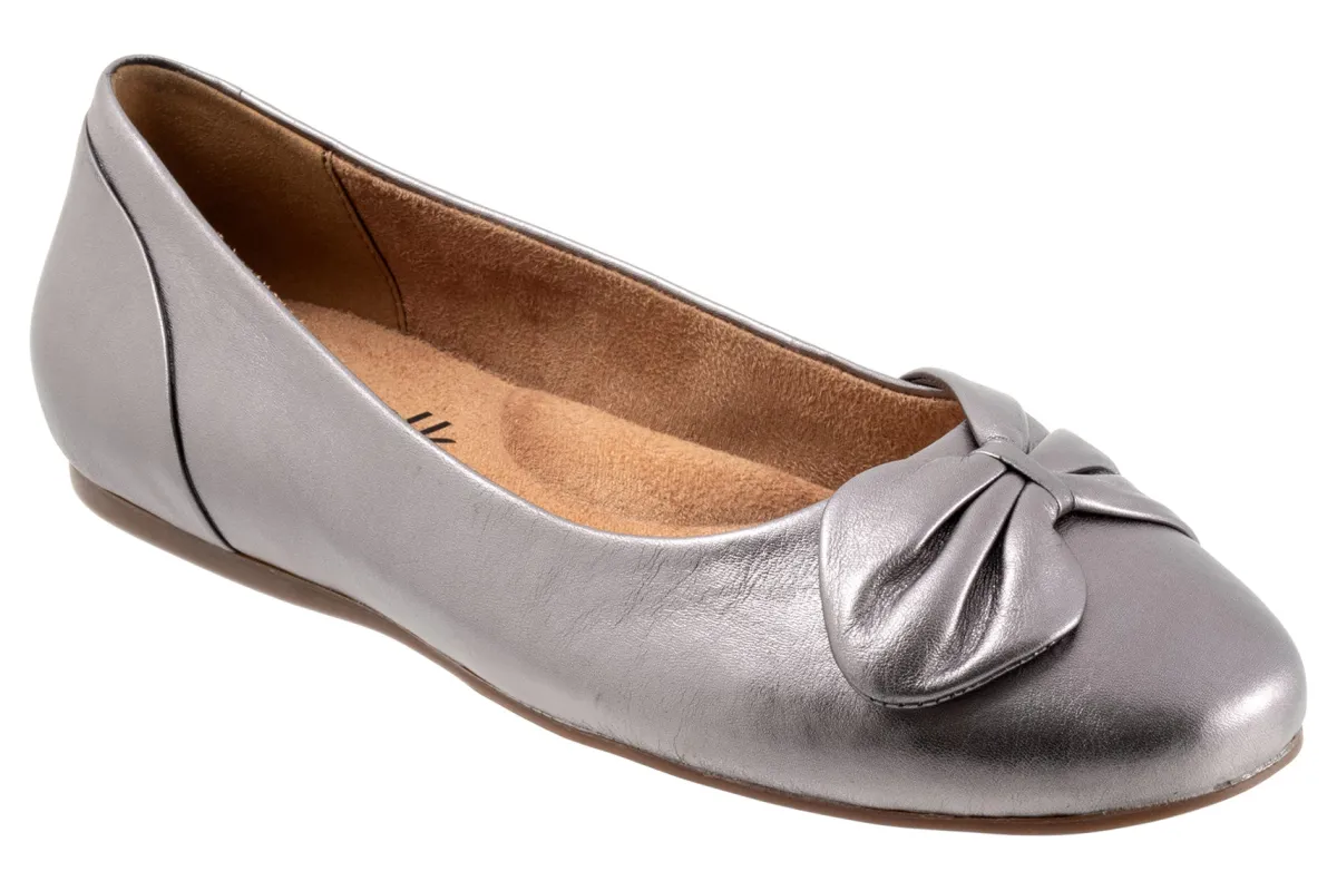 Softwalk Sofia-Women Standard | Extra Wide