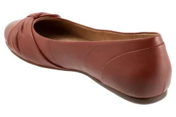 Softwalk Sofia-Women Standard | Extra Wide