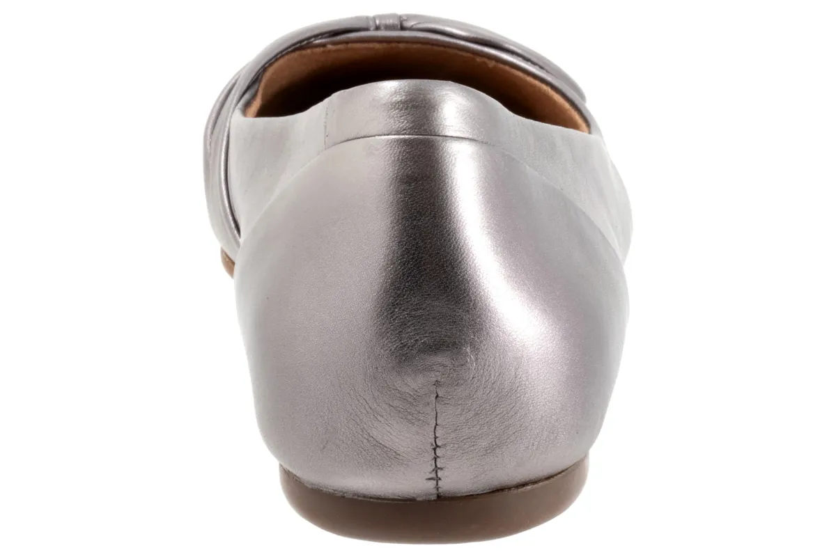 Softwalk Sofia-Women Standard | Extra Wide