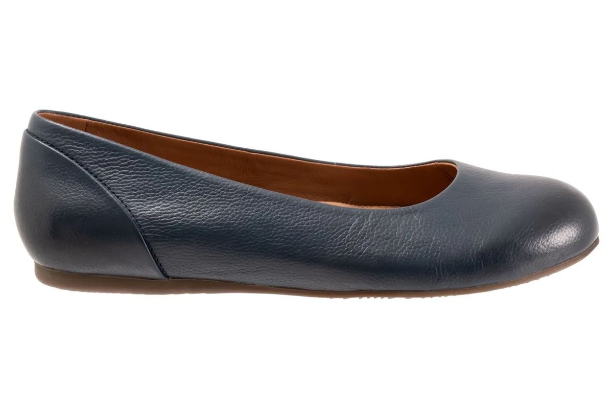 Softwalk Sonoma-Women Extra Wide | Casual Shoes
