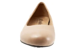 Softwalk Sonoma-Women Extra Wide | Casual Shoes