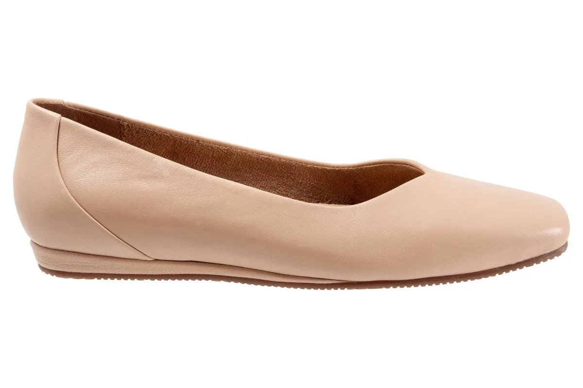 Softwalk Vellore-Women Standard | Extra Wide