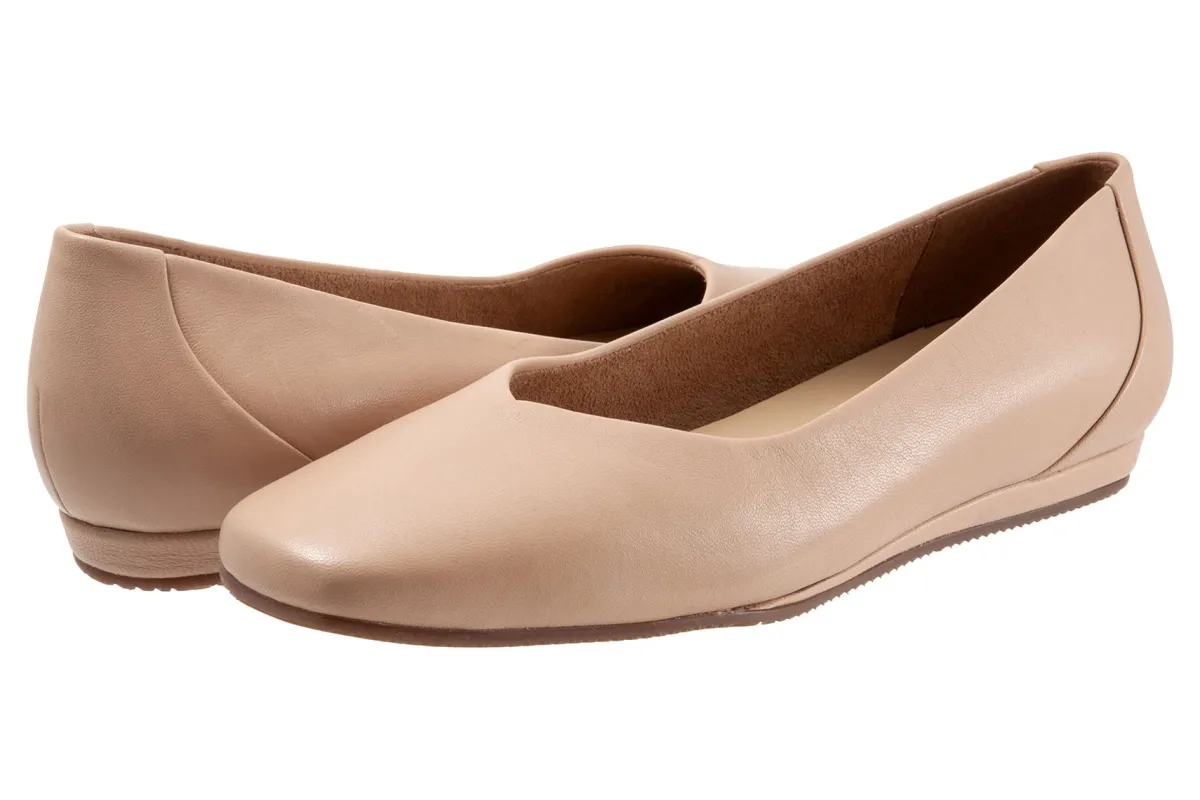 Softwalk Vellore-Women Standard | Extra Wide