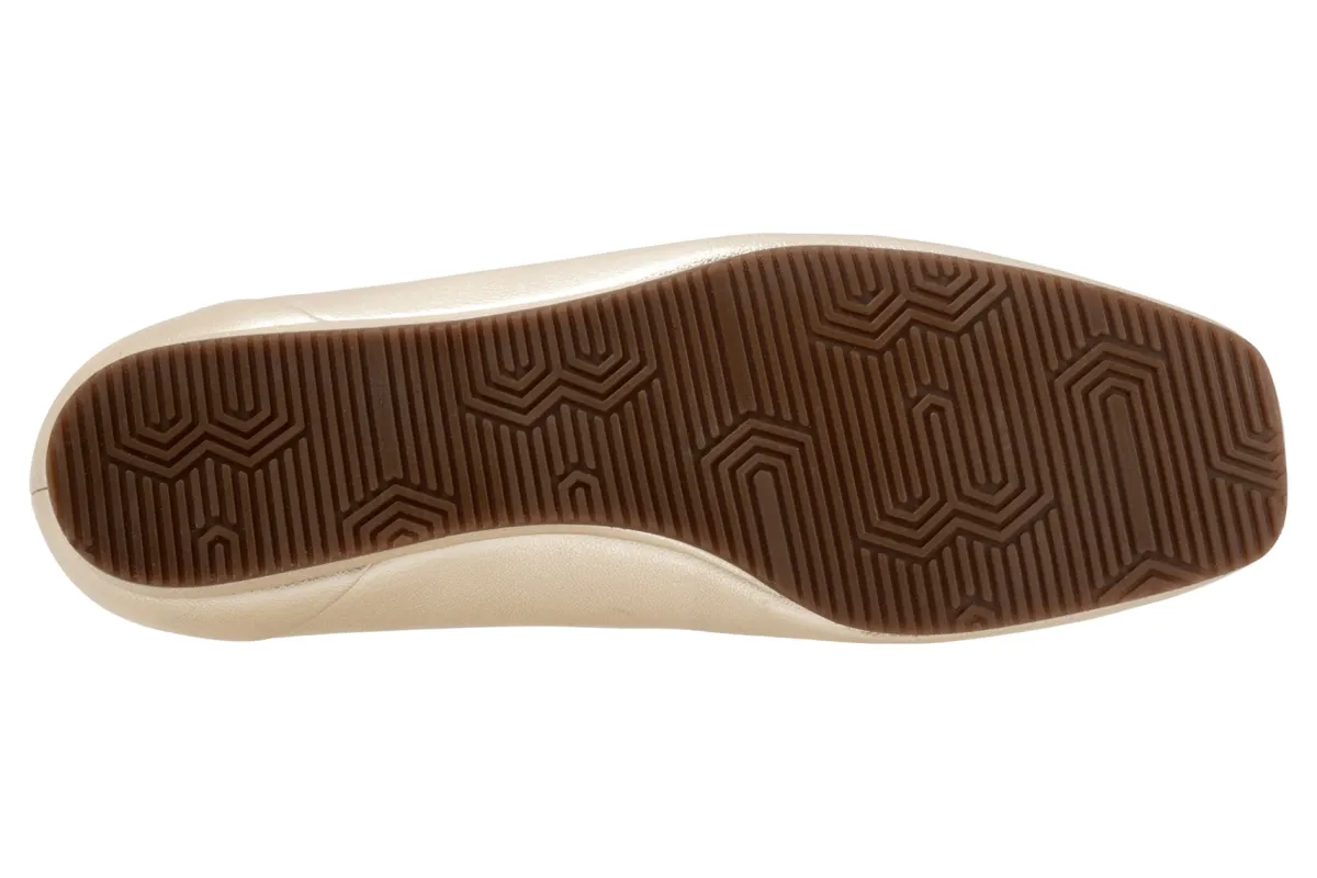 Softwalk Vellore-Women Extra Wide | Wide