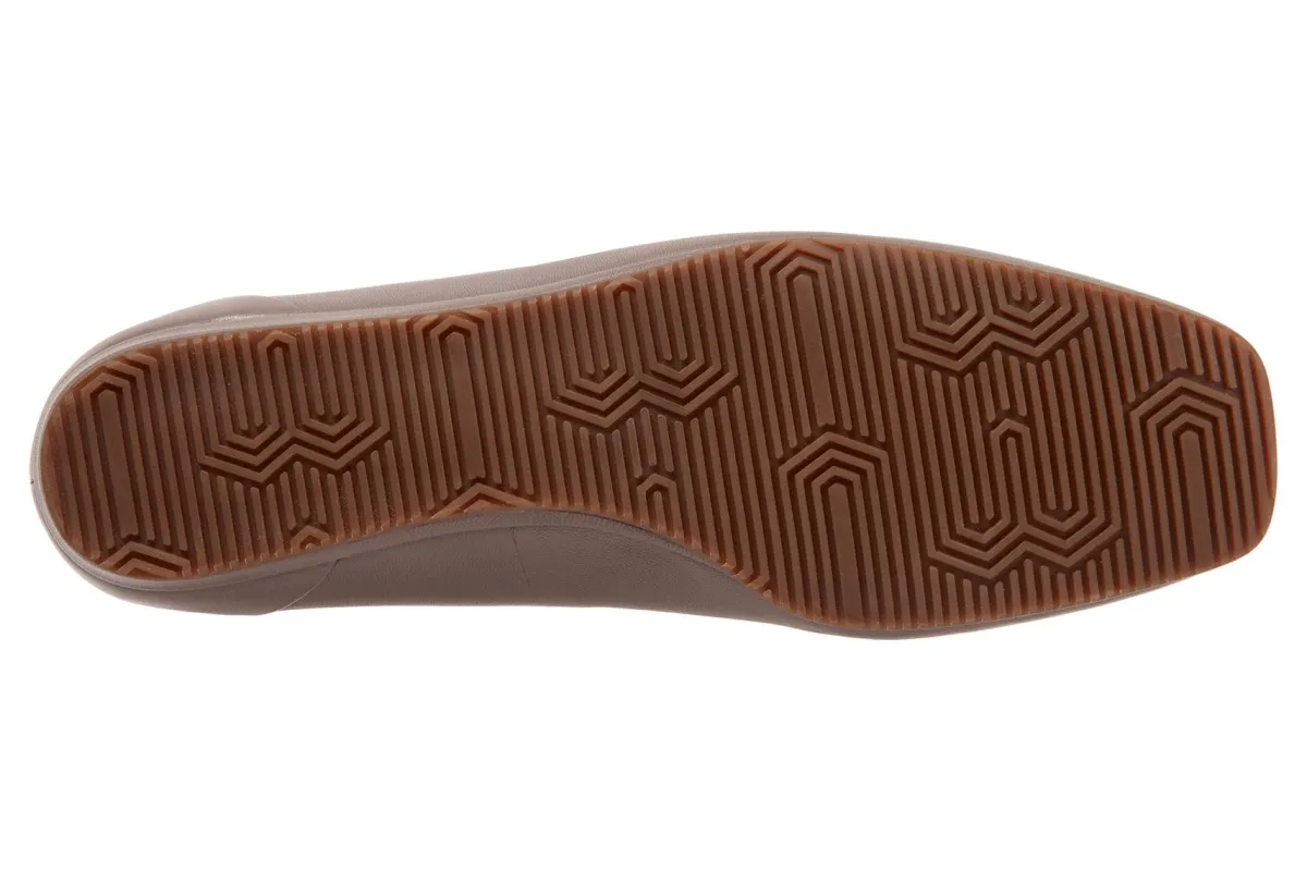 Softwalk Vista-Women Standard | Wide