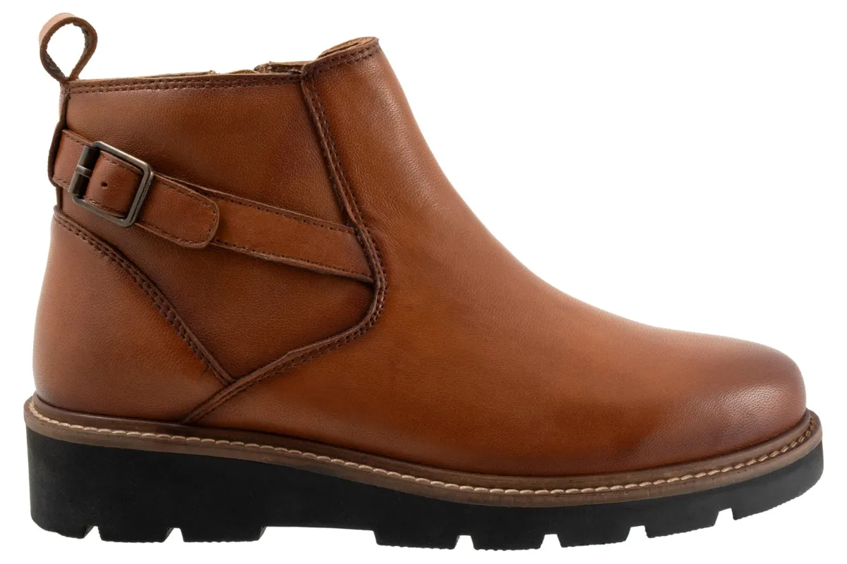 Softwalk Waneta-Women Wide | Standard