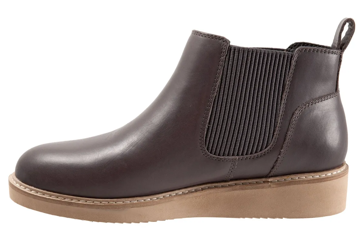 Softwalk Wildwood-Women Standard | Wide