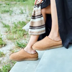 The Walking Company Mosey Mule-Women Standard | Slippers