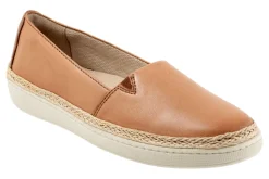 Trotters Accent-Women Wide | Casual Shoes