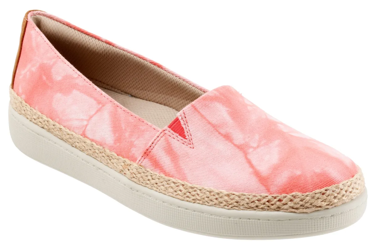 Trotters Accent-Women Wide | Casual Shoes