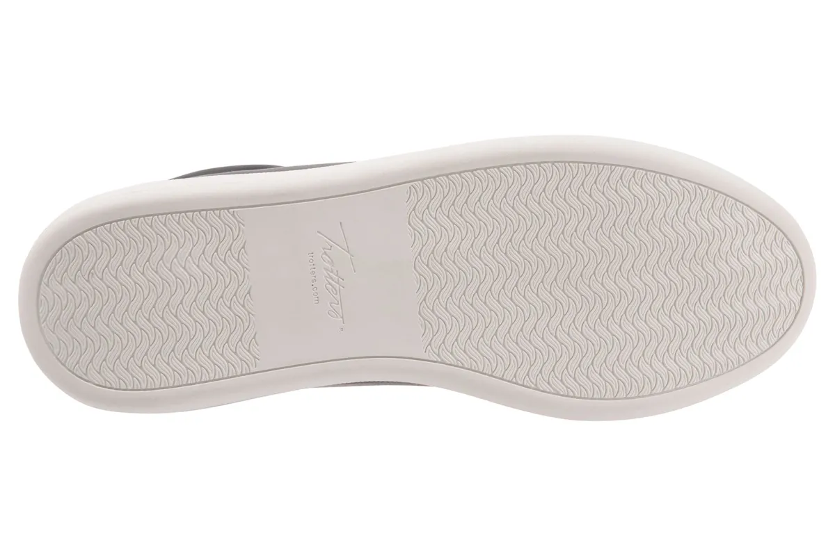 Trotters Avrille-Women Wide | Casual Shoes