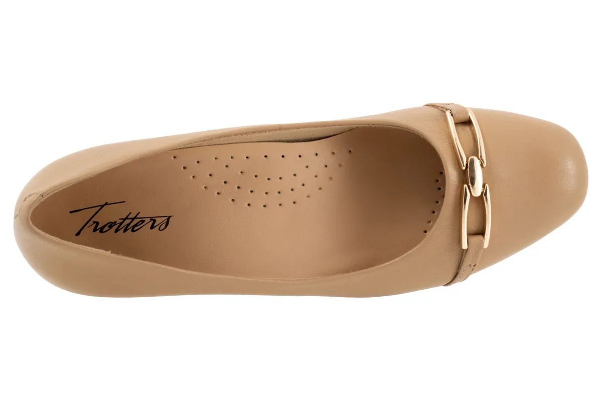 Trotters Dakota-Women Wide | Standard