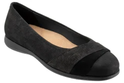 Trotters Danni-Women Standard | Wide