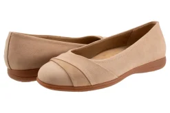 Trotters Danni-Women Standard | Wide