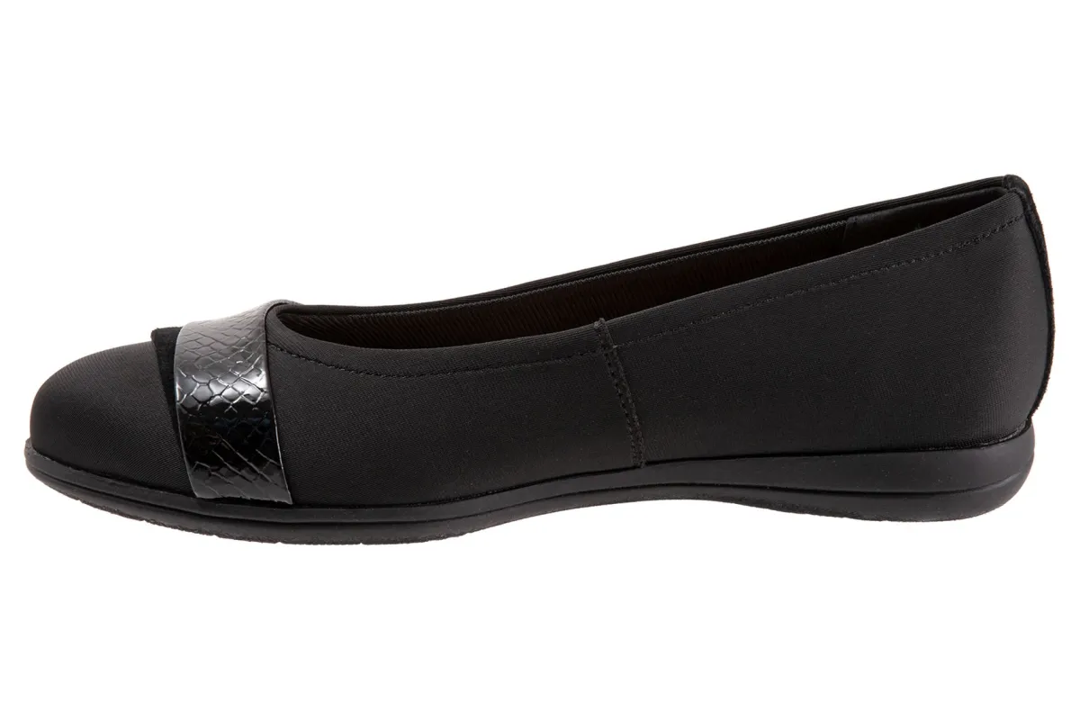 Trotters Danni-Women Standard | Wide