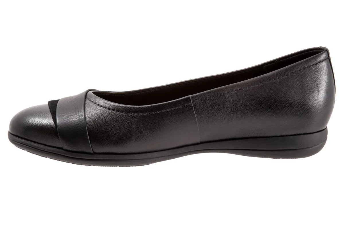 Trotters Danni-Women Standard | Wide