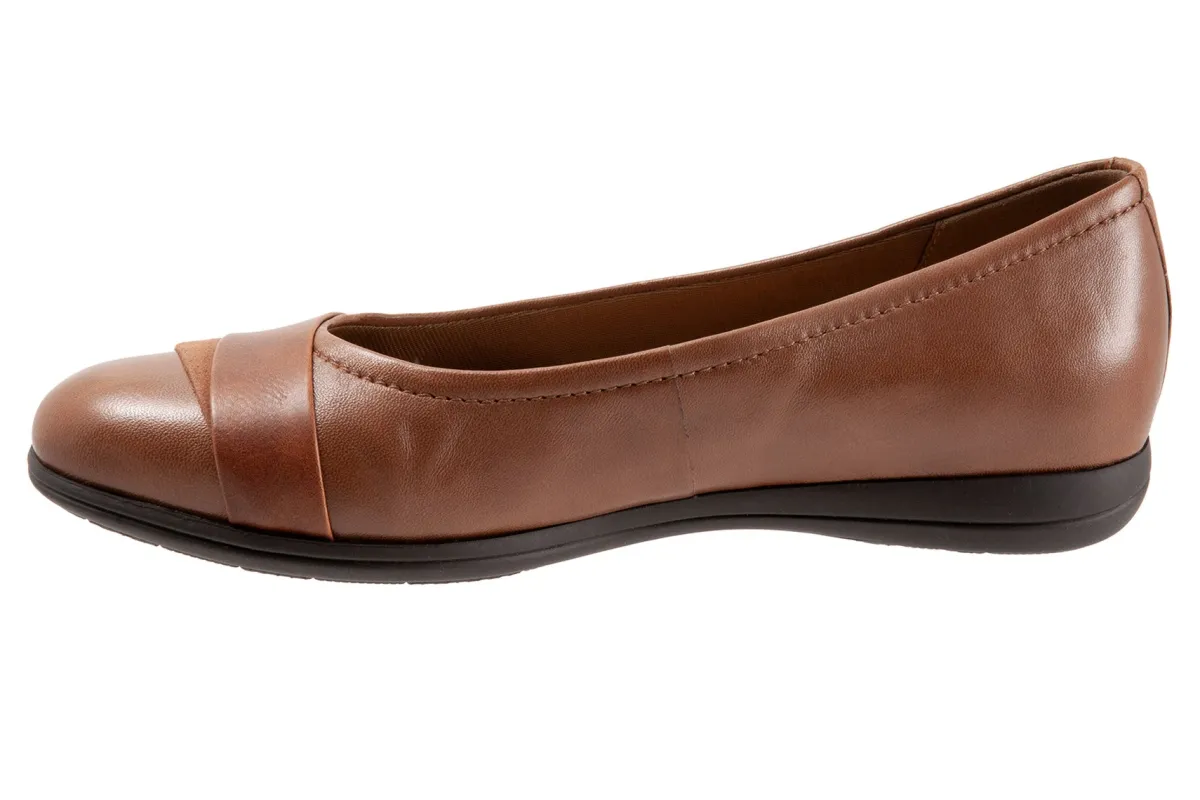 Trotters Danni-Women Standard | Wide