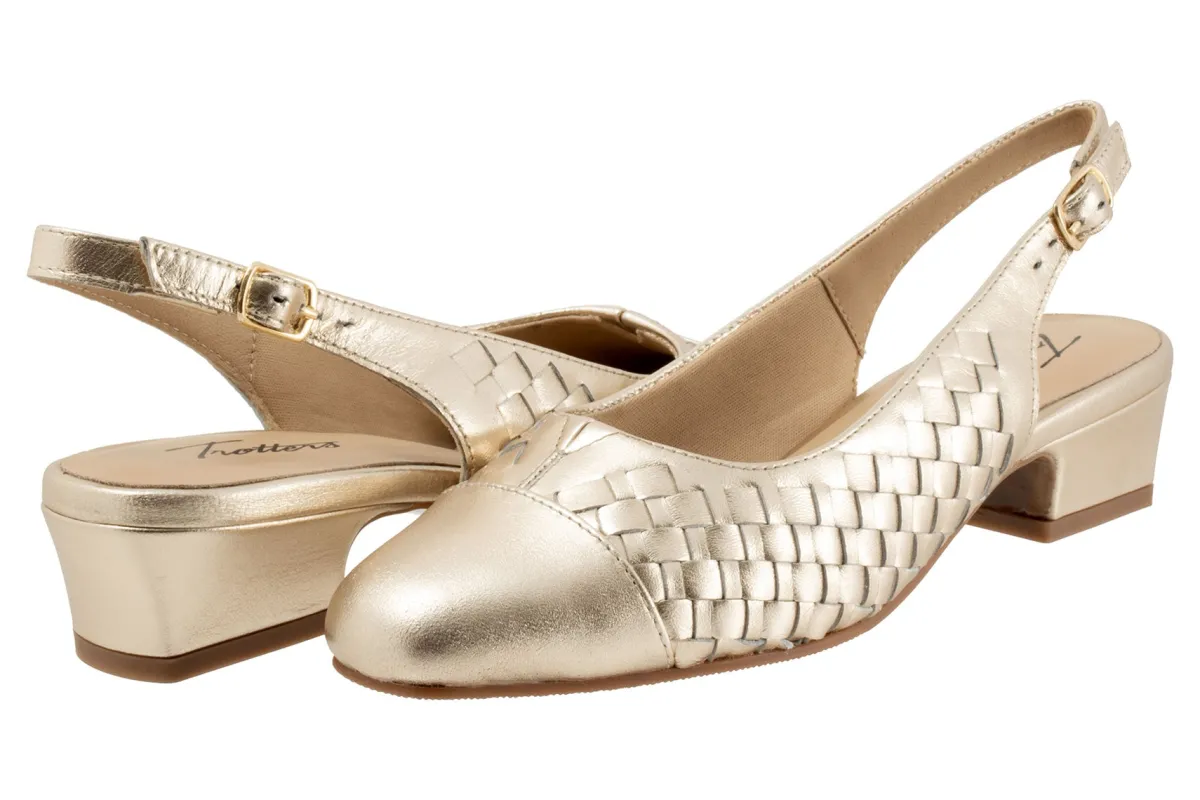Trotters Dea Woven-Women Extra Wide | Wide