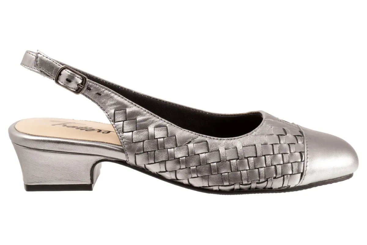 Trotters Dea Woven-Women Standard | Extra Wide