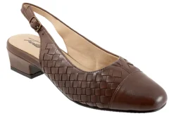 Trotters Dea Woven-Women Wide | Standard