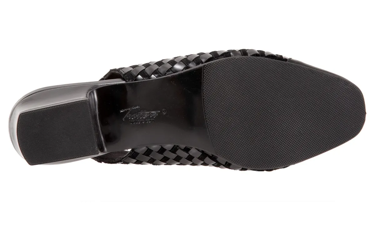 Trotters Dea Woven-Women Standard | Extra Wide