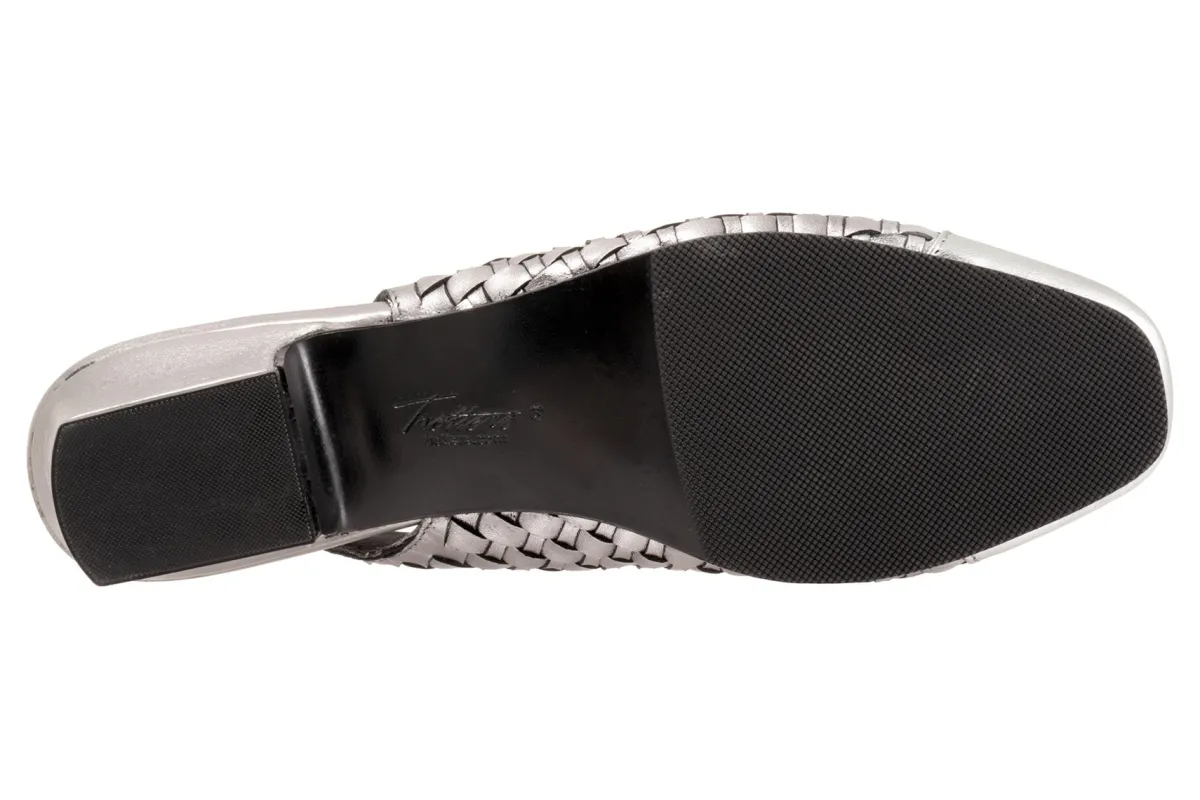 Trotters Dea Woven-Women Standard | Extra Wide