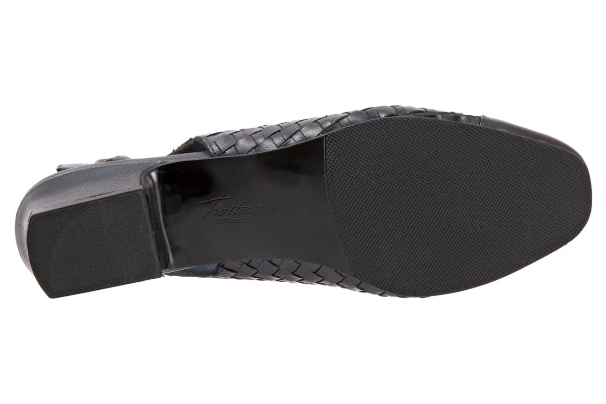 Trotters Dea Woven-Women Standard | Extra Wide