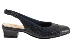 Trotters Dea Woven-Women Standard | Extra Wide