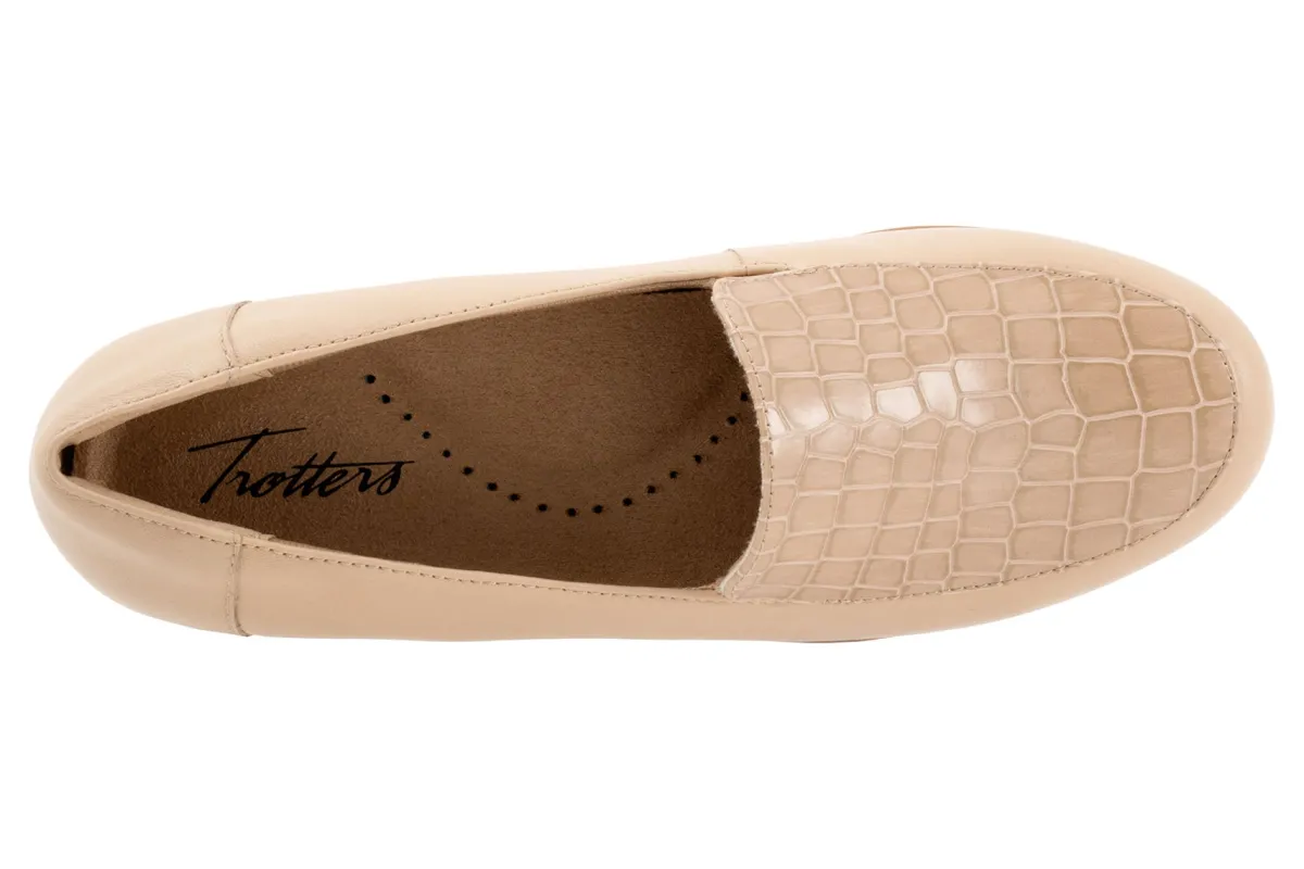 Trotters Deanna-Women Wide | Narrow