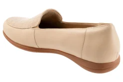 Trotters Deanna-Women Wide | Narrow