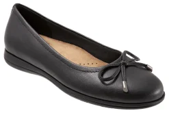 Trotters Dellis-Women Standard | Wide