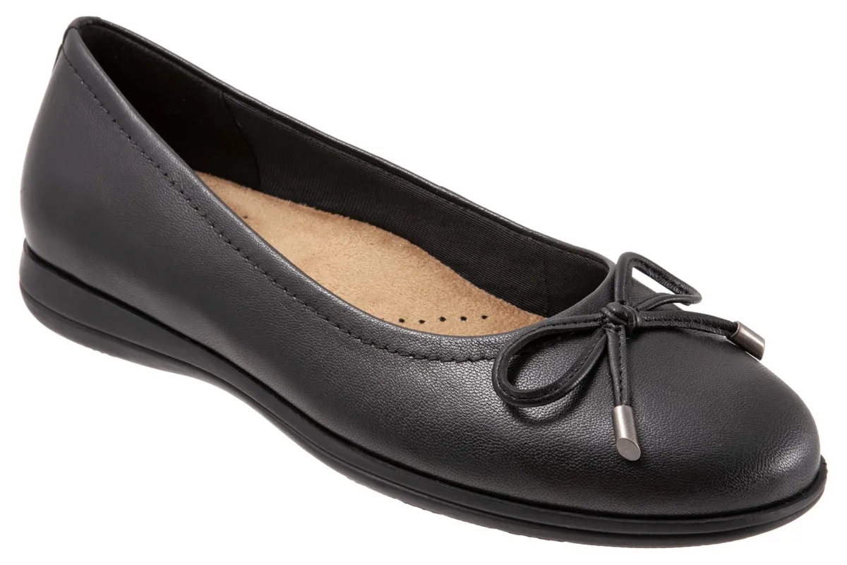 Trotters Dellis-Women Standard | Wide