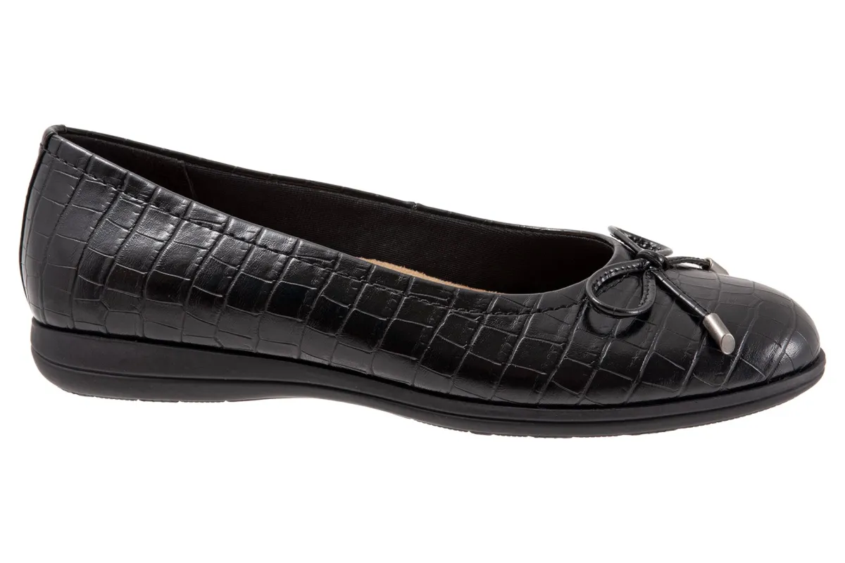 Trotters Dellis-Women Standard | Wide