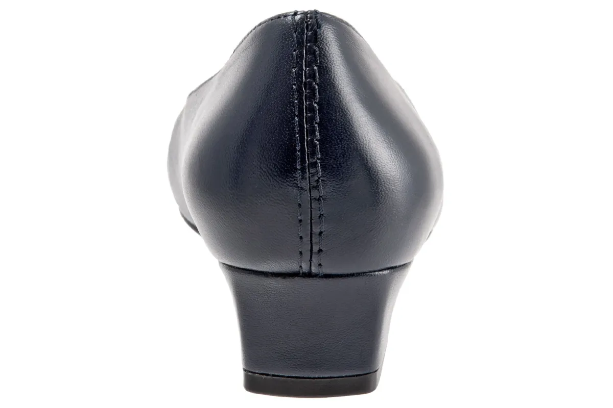 Trotters Doris-Women Wide | Standard
