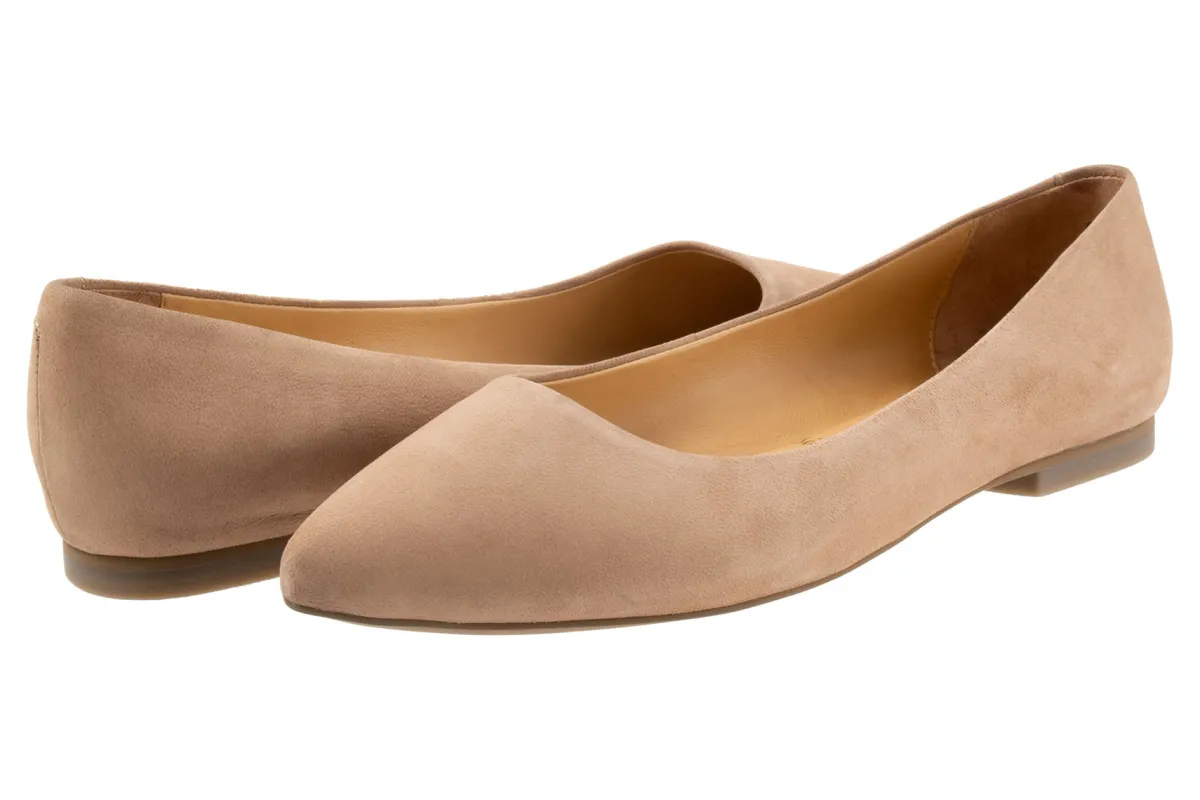 Trotters Estee-Women Standard | Wide