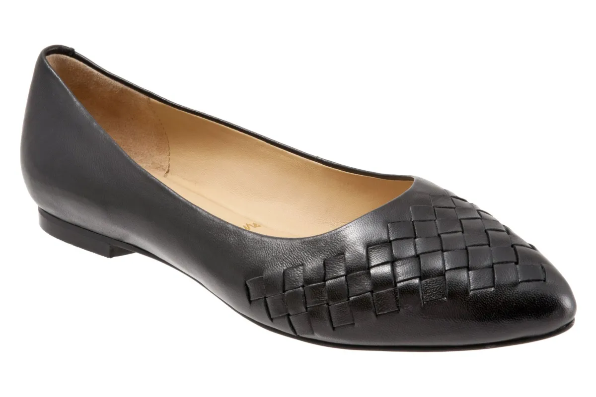 Trotters Estee Woven-Women Standard | Extra Wide