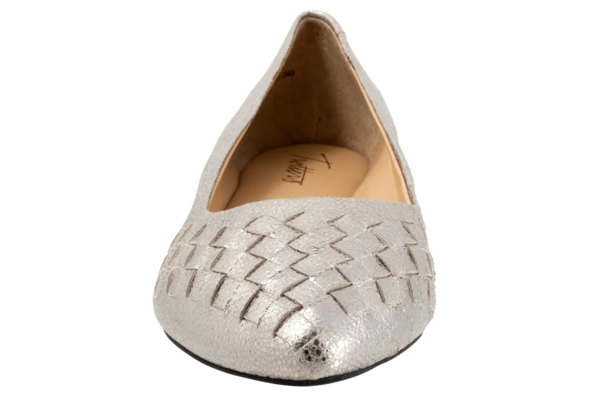 Trotters Estee Woven-Women Standard | Extra Wide