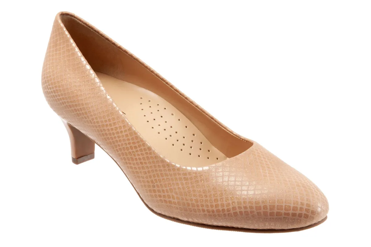 Trotters Fab-Women Standard | Narrow