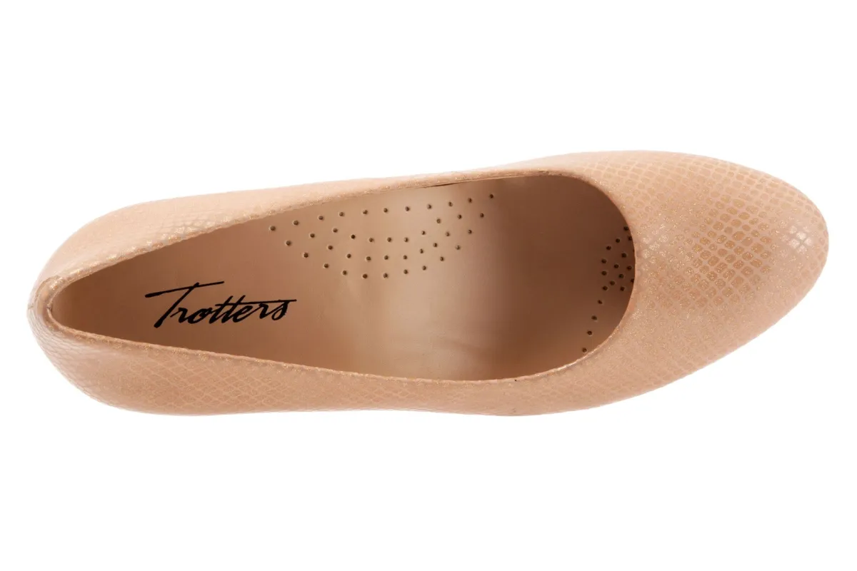 Trotters Fab-Women Standard | Narrow