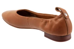 Trotters Gia-Women Standard | Wide