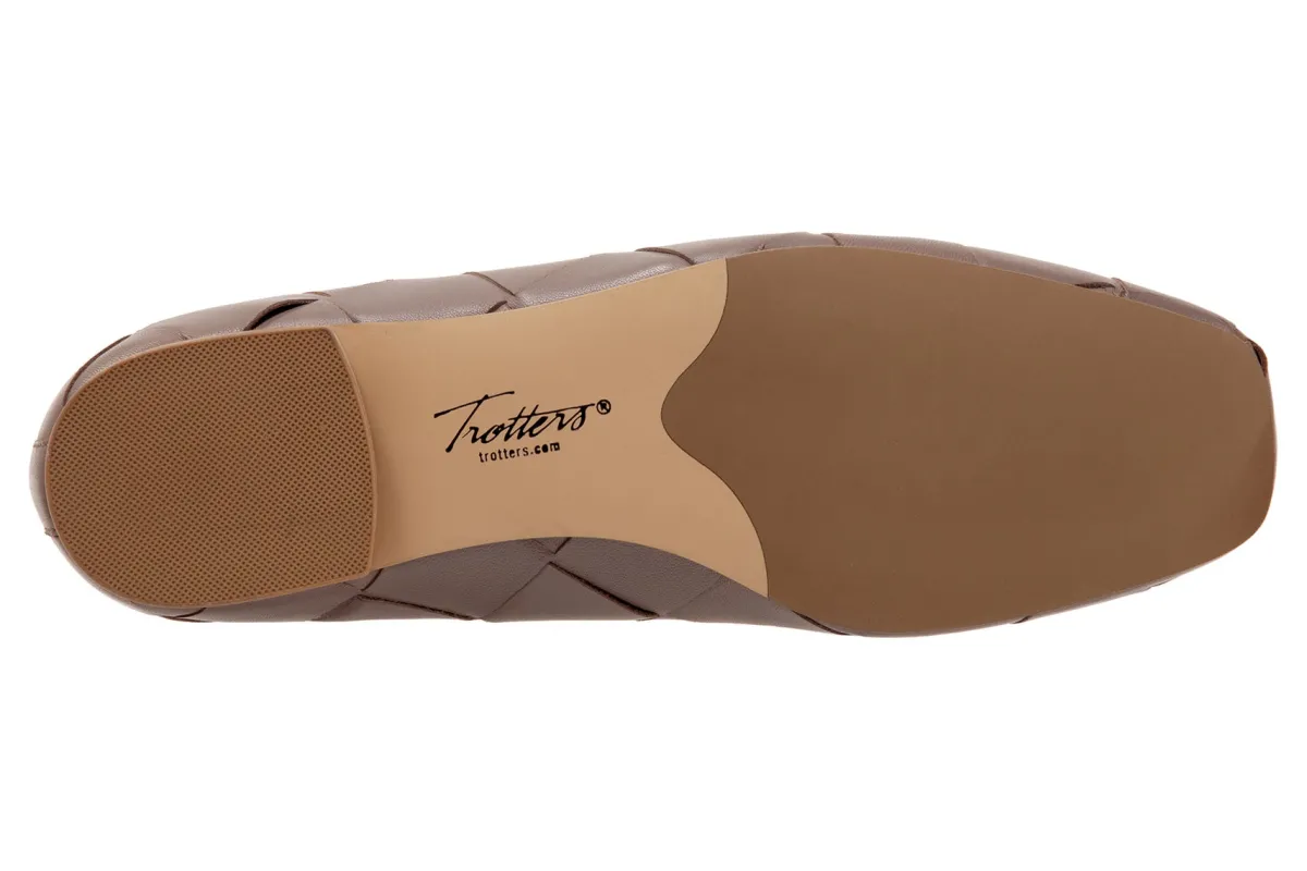 Trotters Hanny-Women Standard | Wide