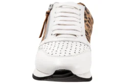Trotters Infinity-Women Standard | Casual Shoes