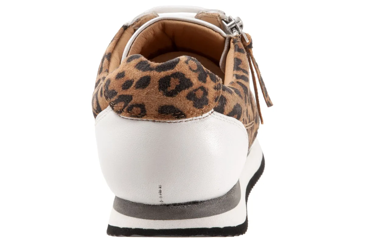 Trotters Infinity-Women Standard | Casual Shoes