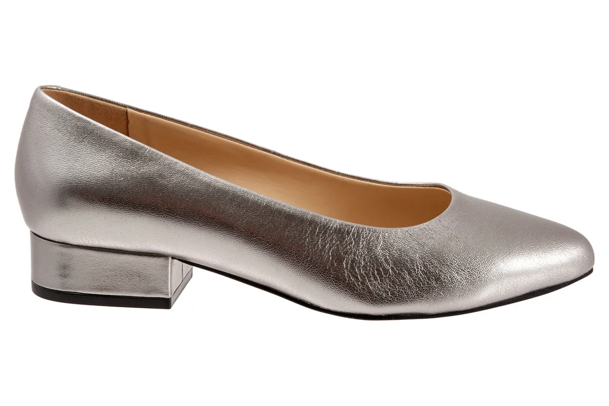 Trotters Jewel-Women Standard | Wide