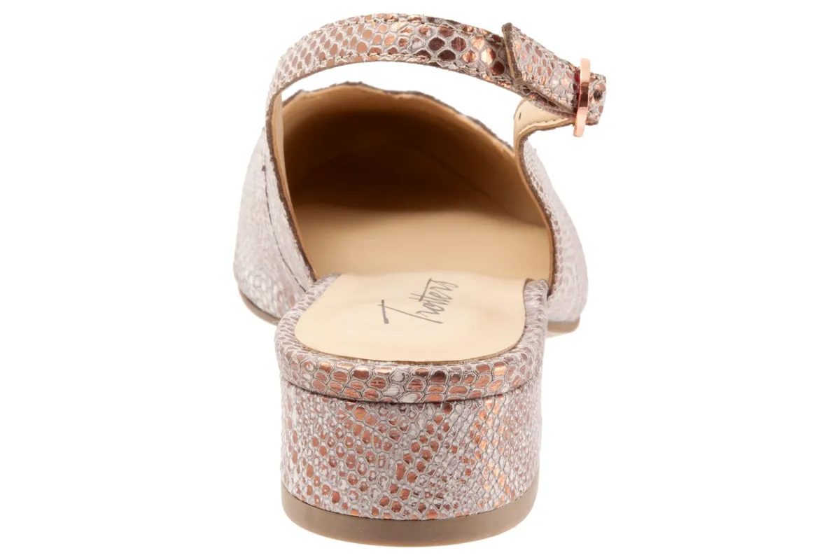 Trotters Joselyn-Women Standard | Wide