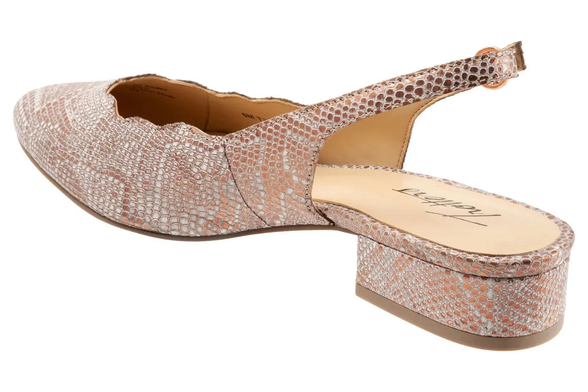 Trotters Joselyn-Women Standard | Wide